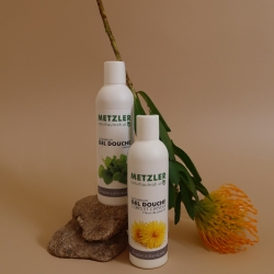 Transformez votre routine de douche en un moment nature pour toute la famille 🌱 Lavande, pissenlit, menthe, camomille…de quoi ravir grands et petits 👶🏼🤍

#metzler #cosmetiquesnaturels #skincare #laitdechevre #traitementacne #madeineurope
#cosmetiquebio #cleanbeauty #crueltyfreebeauty
#cosmetiquevegetale #Psoriasis #Lactoserum
#Eczema #acné #antiacné #pointsnoirs #pointnoir
#antiimperfection #glazedskin #collagene #collagen #collagenmask